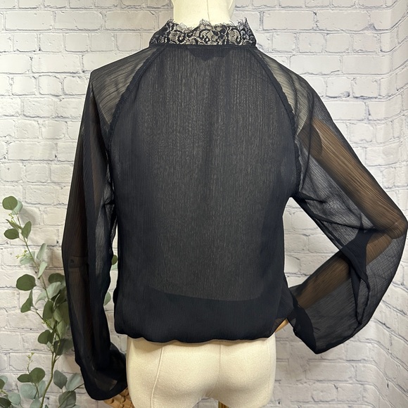 Express sheer wrap front lace blouse - Picture 4 of 6